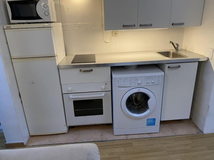 San Bernabe, Apartamento Para 2 En Las Vistillas Junto A Metro Puerta De Toledo Madrid Ngoại thất bức ảnh