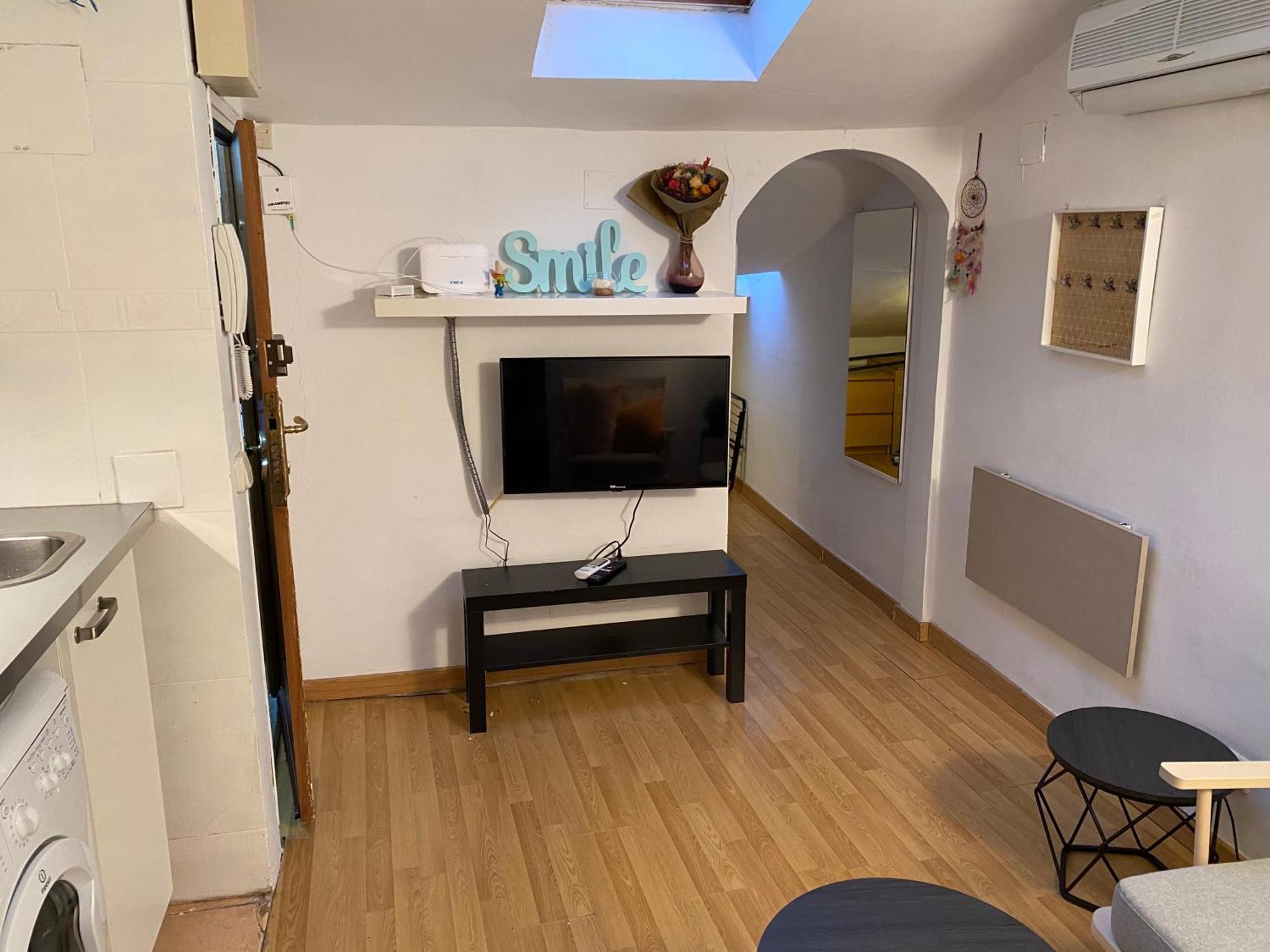 San Bernabe, Apartamento Para 2 En Las Vistillas Junto A Metro Puerta De Toledo Madrid Ngoại thất bức ảnh